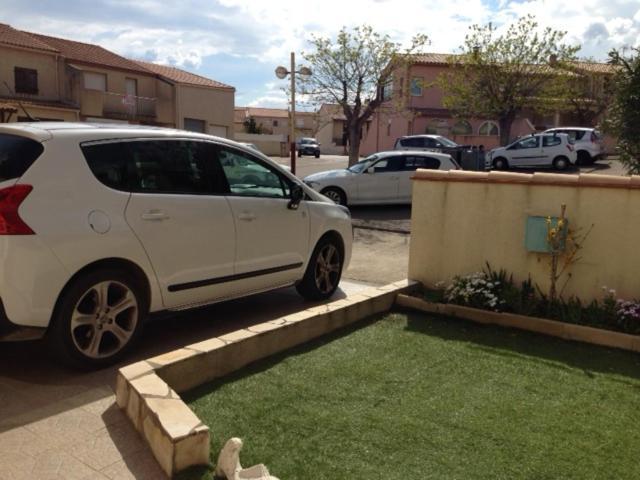 Apt Climatise T3 Saint Pierre La Mer, Terrasse, Jardin Et Parking Prive เฟลอรี ภายนอก รูปภาพ